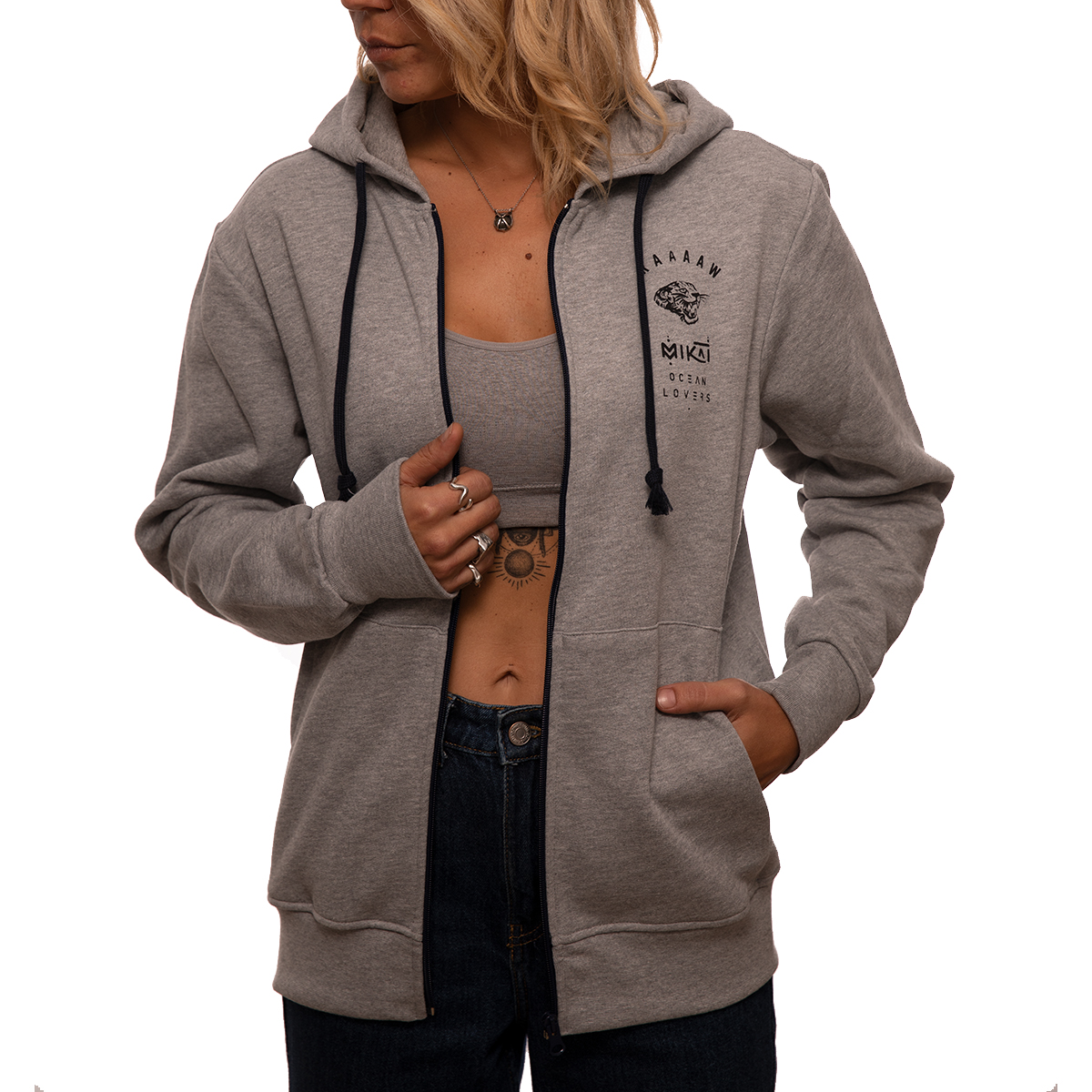 SUDADERA GRIS CHICA DELANTE